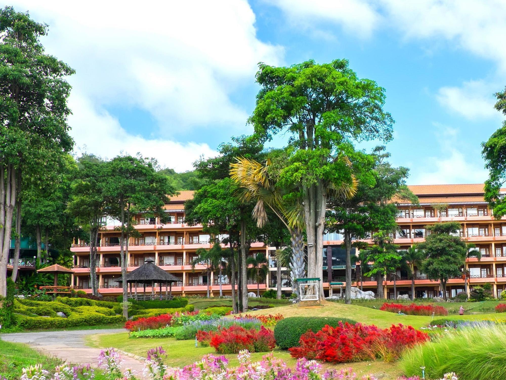 Arayana Phupimarn Resort & Spa Pak Chong Exterior foto
